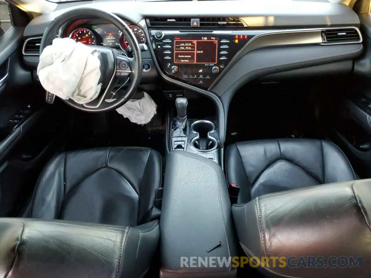 8 Photograph of a damaged car 4T1B61HK3KU227757 TOYOTA CAMRY 2019