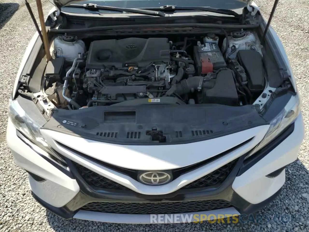 11 Фотография поврежденного автомобиля 4T1B61HK3KU682883 TOYOTA CAMRY 2019