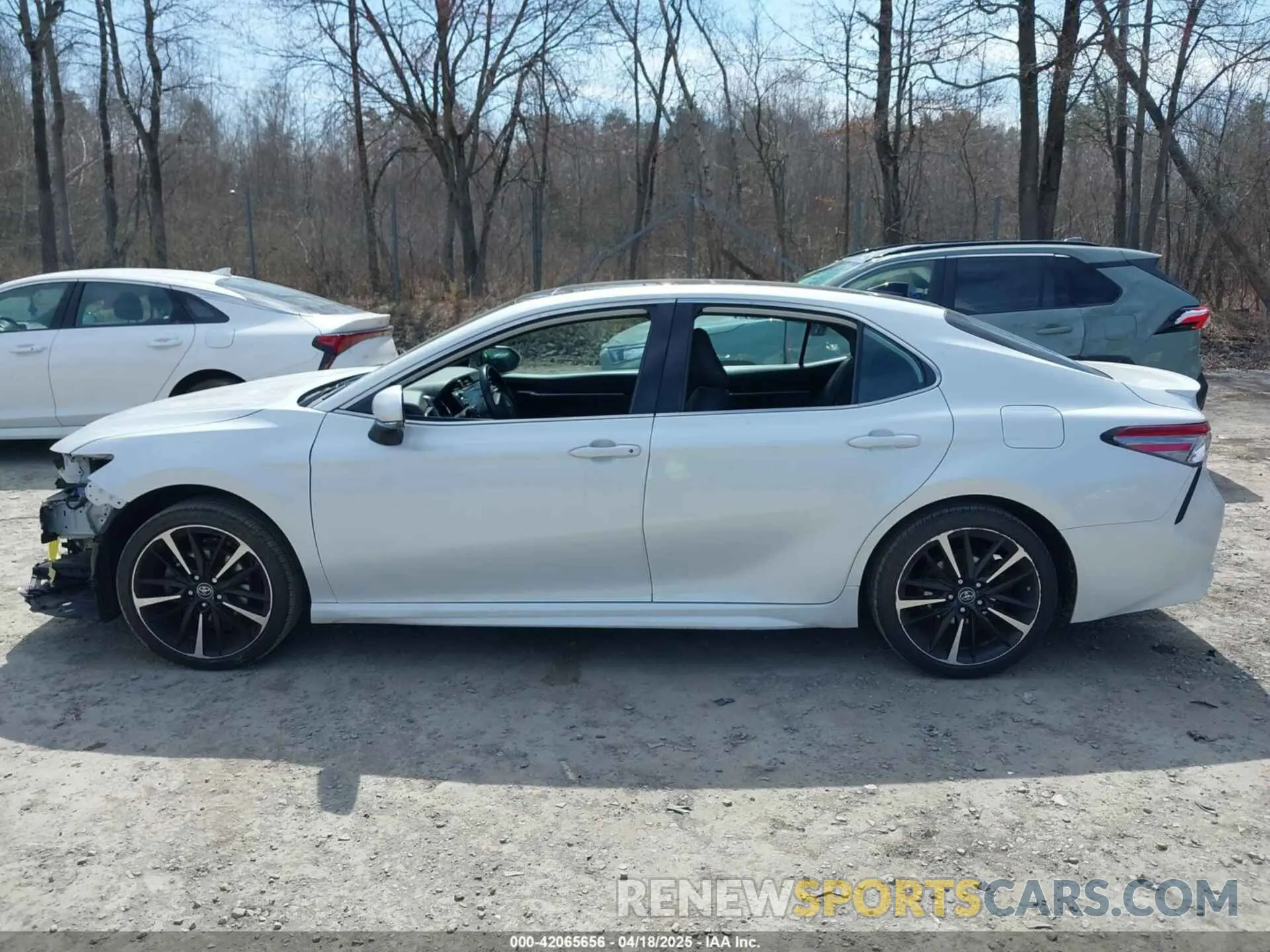 14 Фотография поврежденного автомобиля 4T1B61HK3KU686948 TOYOTA CAMRY 2019