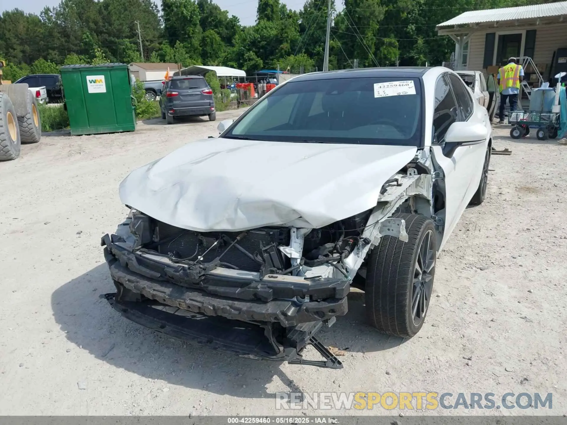 6 Photograph of a damaged car 4T1B61HK3KU693477 TOYOTA CAMRY 2019