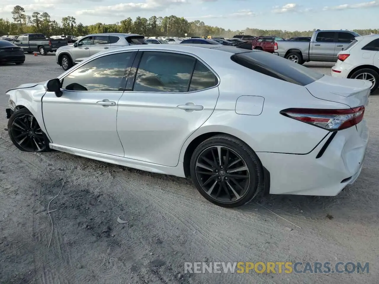 2 Photograph of a damaged car 4T1B61HK3KU742371 TOYOTA CAMRY 2019