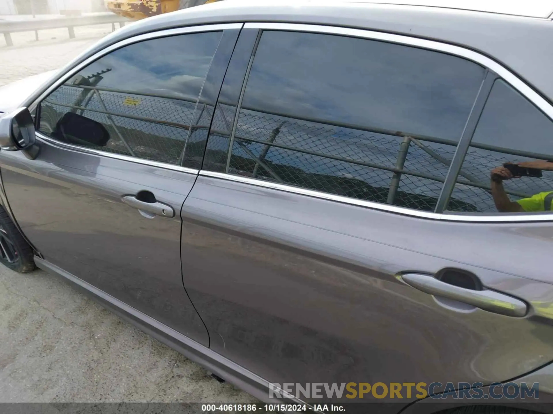 14 Фотография поврежденного автомобиля 4T1B61HK3KU784779 TOYOTA CAMRY 2019