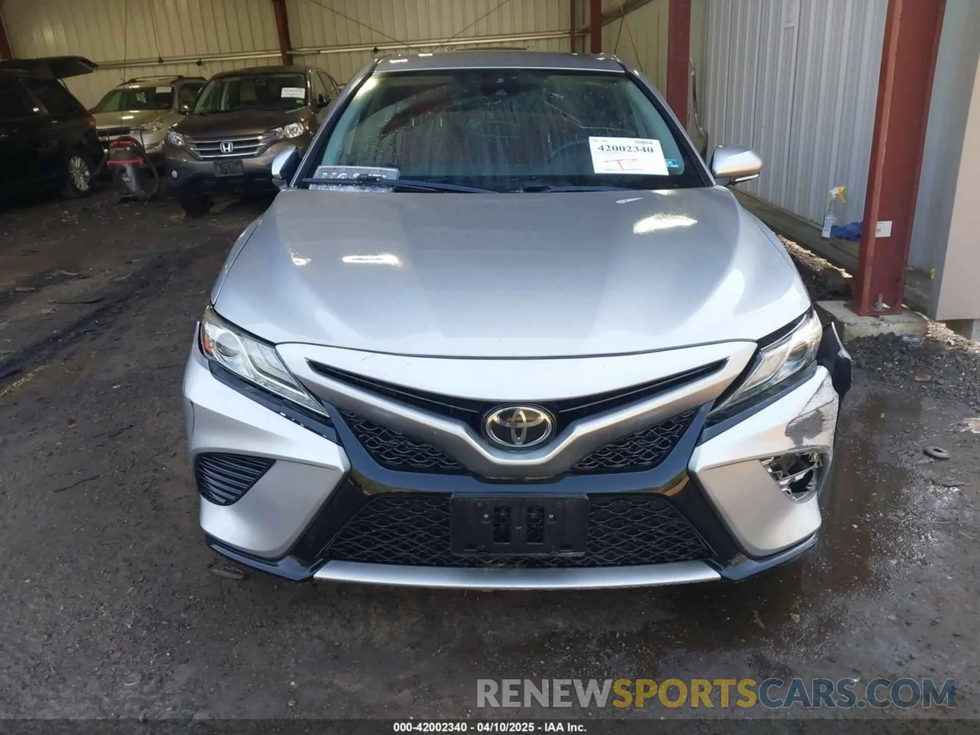 12 Photograph of a damaged car 4T1B61HK3KU794857 TOYOTA CAMRY 2019