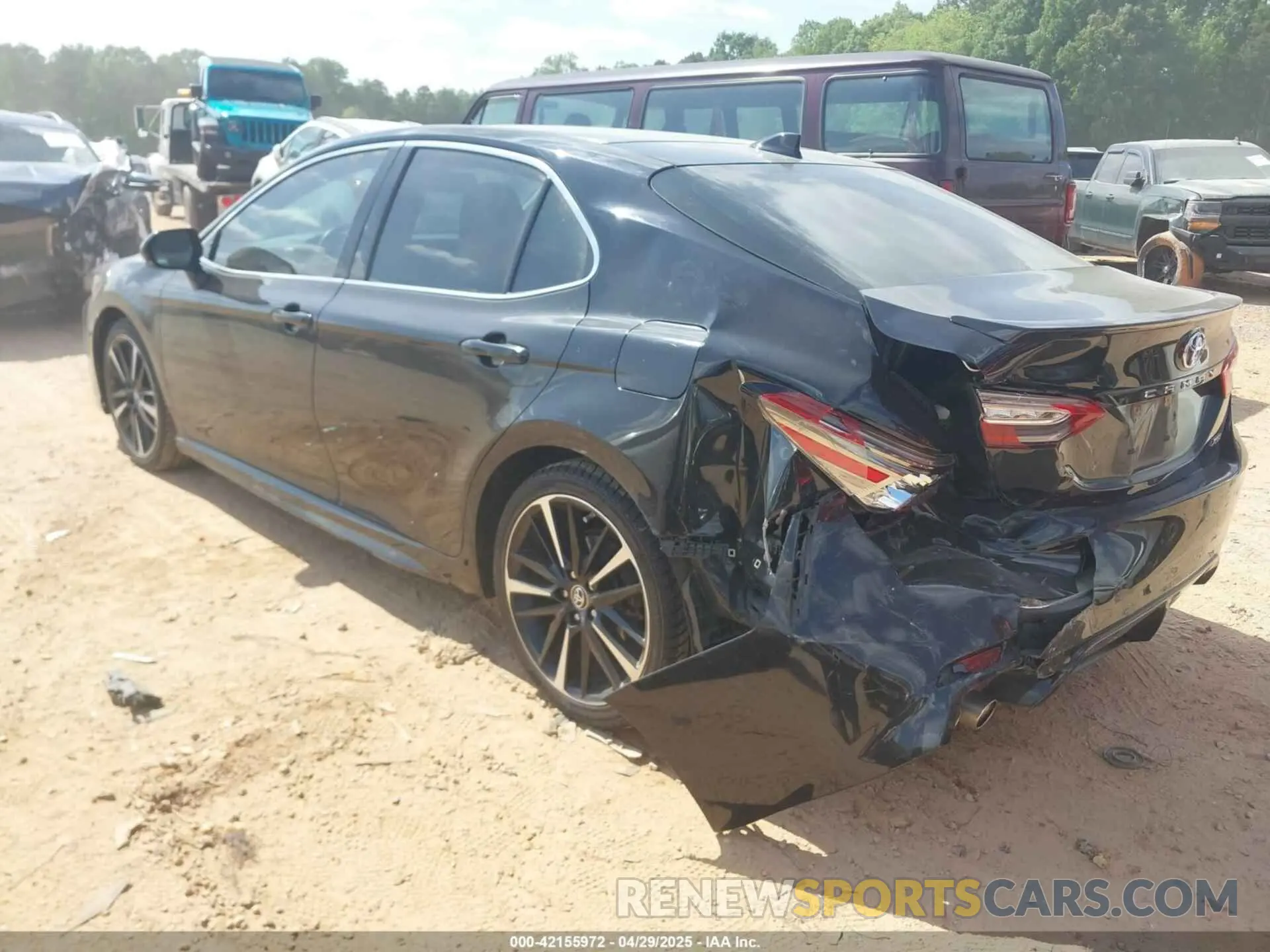 3 Photograph of a damaged car 4T1B61HK3KU856581 TOYOTA CAMRY 2019