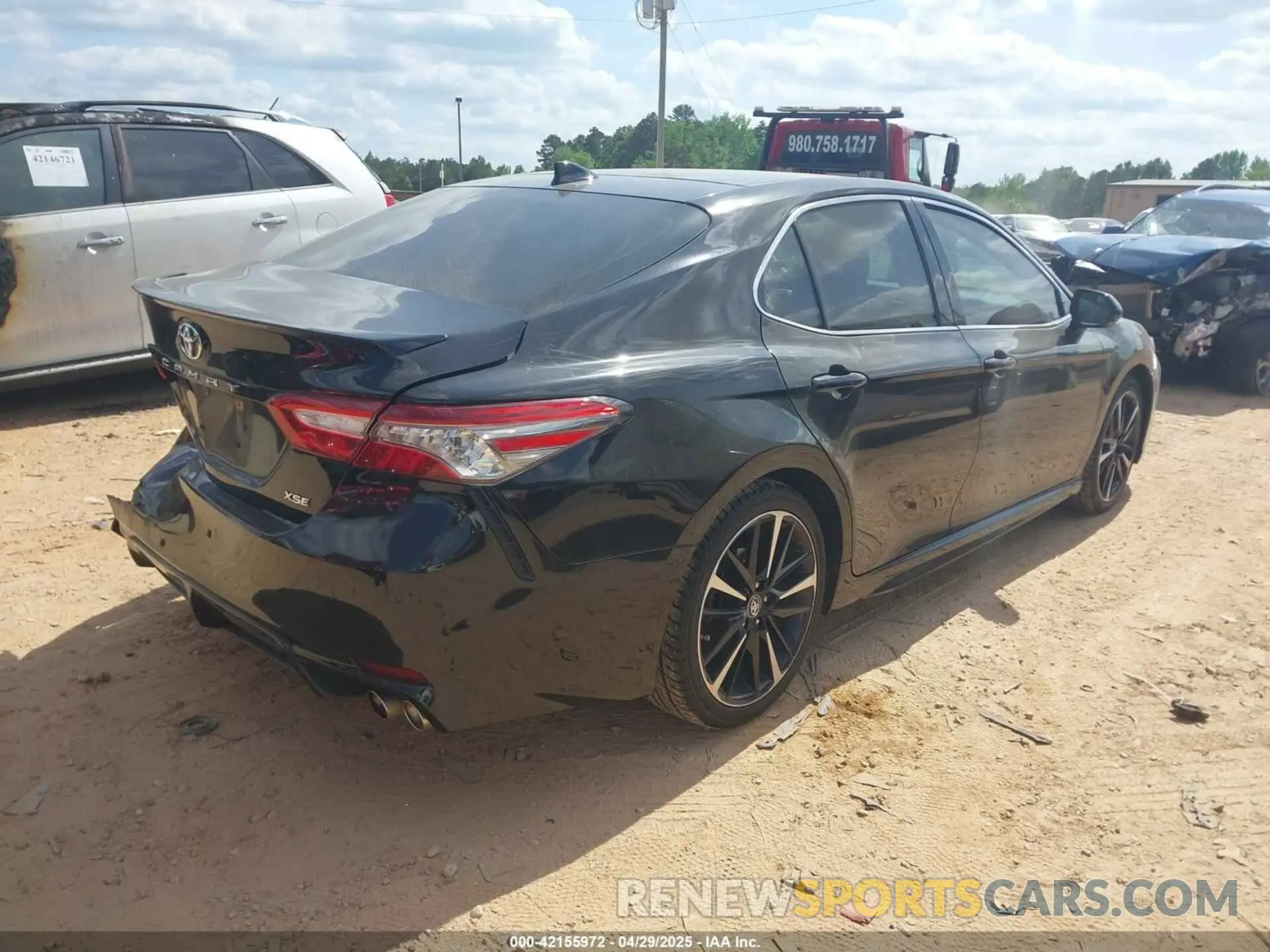 4 Photograph of a damaged car 4T1B61HK3KU856581 TOYOTA CAMRY 2019