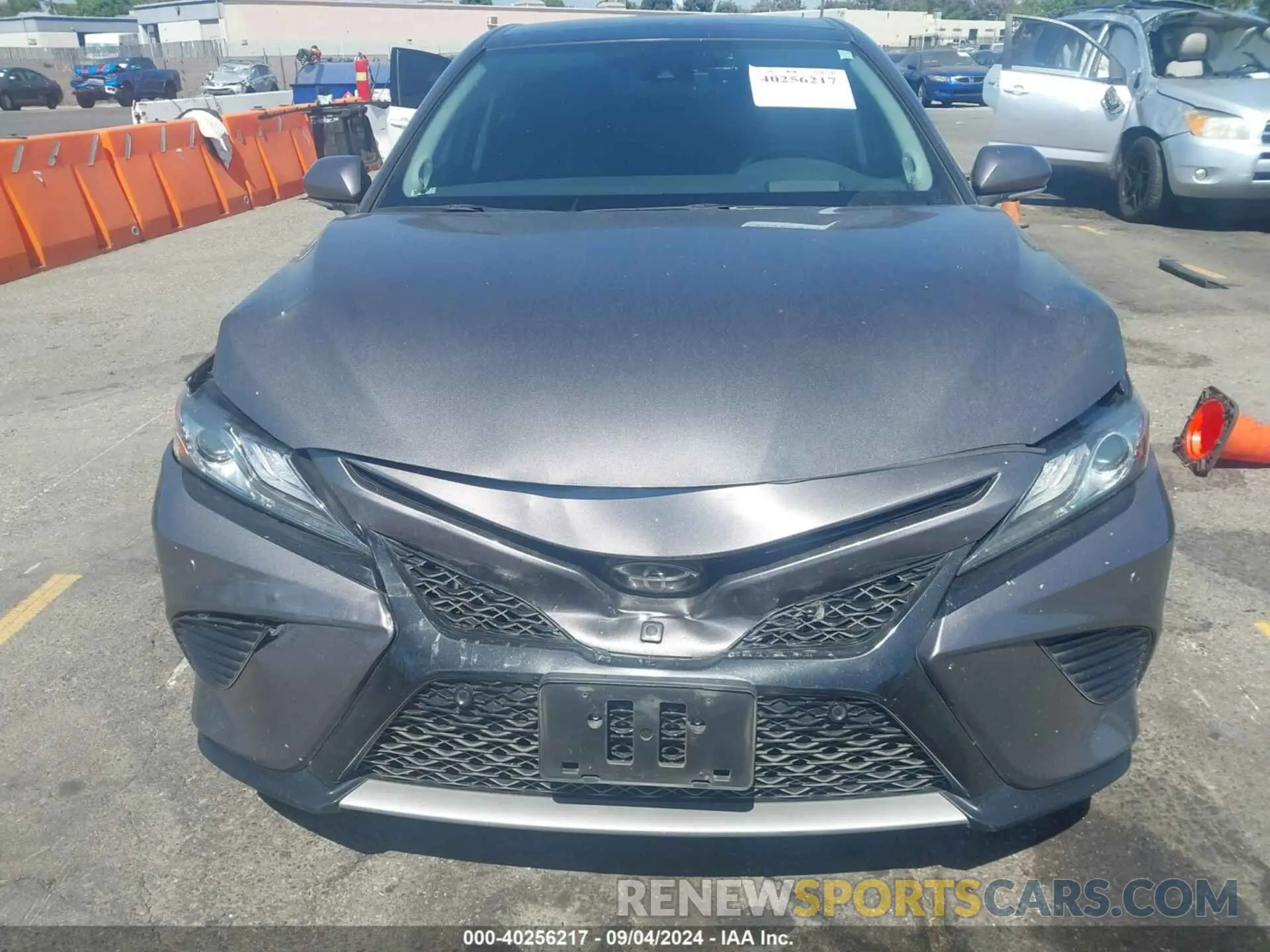 12 Photograph of a damaged car 4T1B61HK4KU294271 TOYOTA CAMRY 2019