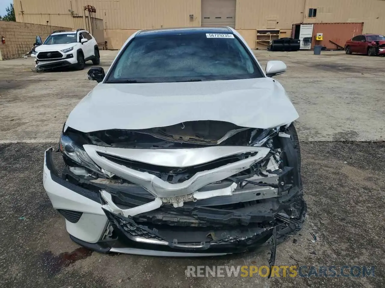 5 Photograph of a damaged car 4T1B61HK4KU704969 TOYOTA CAMRY 2019