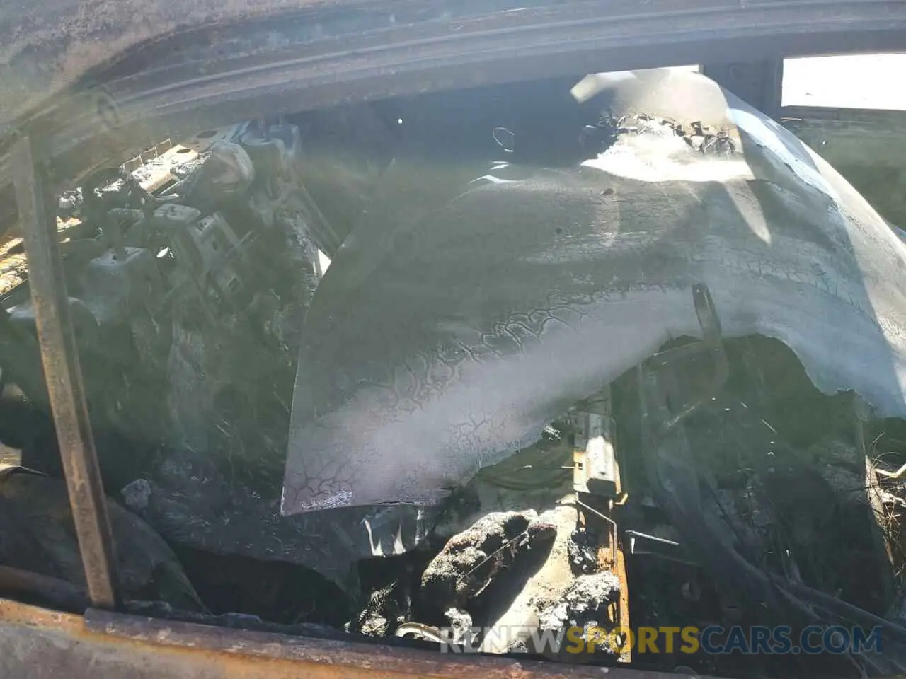 10 Photograph of a damaged car 4T1B61HK5KU171322 TOYOTA CAMRY 2019
