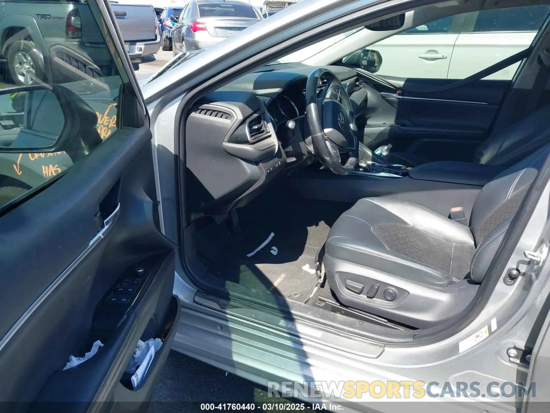 5 Фотография поврежденного автомобиля 4T1B61HK5KU177797 TOYOTA CAMRY 2019