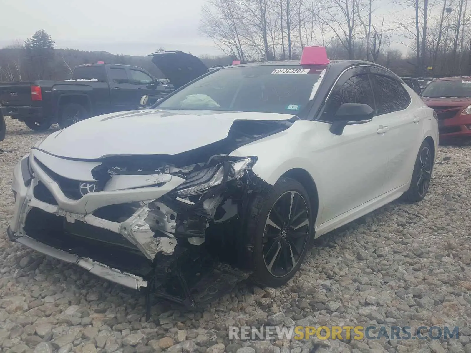 2 Photograph of a damaged car 4T1B61HK5KU183440 TOYOTA CAMRY 2019