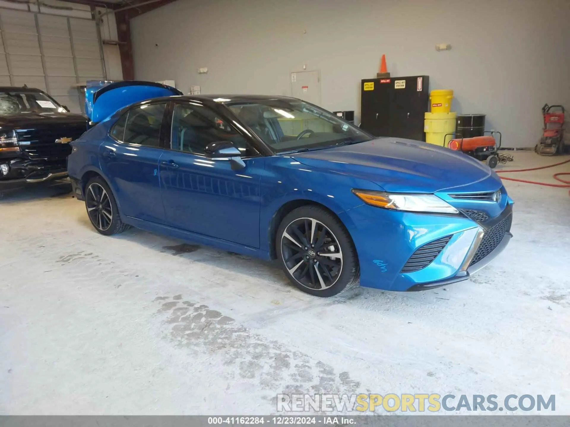 1 Фотография поврежденного автомобиля 4T1B61HK5KU238629 TOYOTA CAMRY 2019