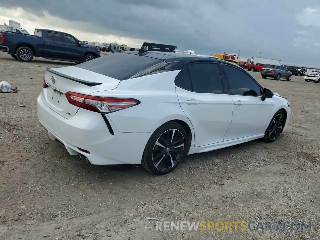3 Фотография поврежденного автомобиля 4T1B61HK5KU280203 TOYOTA CAMRY 2019