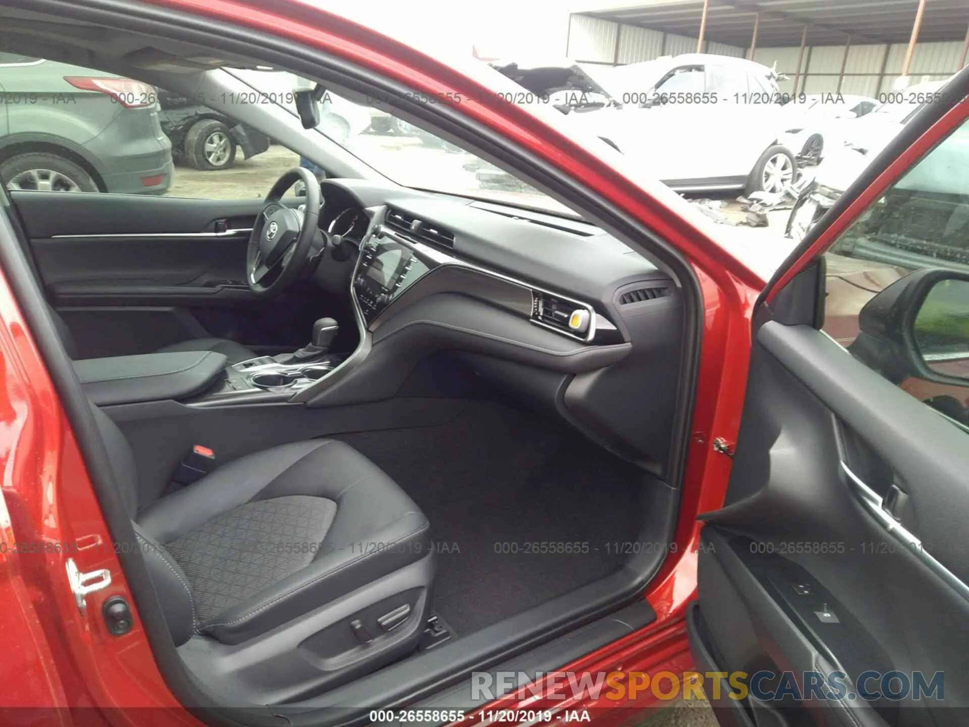 5 Photograph of a damaged car 4T1B61HK5KU300191 TOYOTA CAMRY 2019