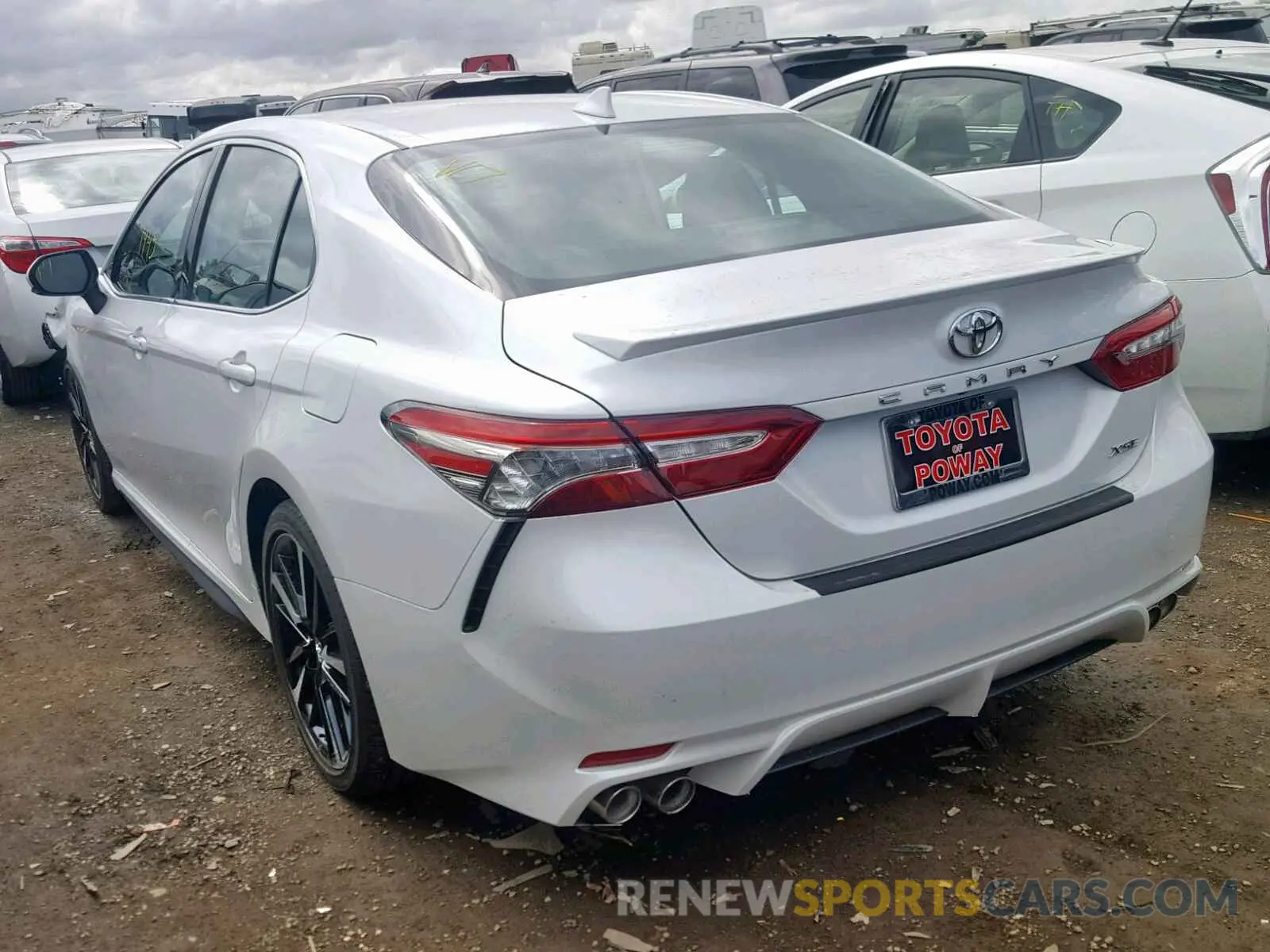 3 Photograph of a damaged car 4T1B61HK5KU707976 TOYOTA CAMRY 2019