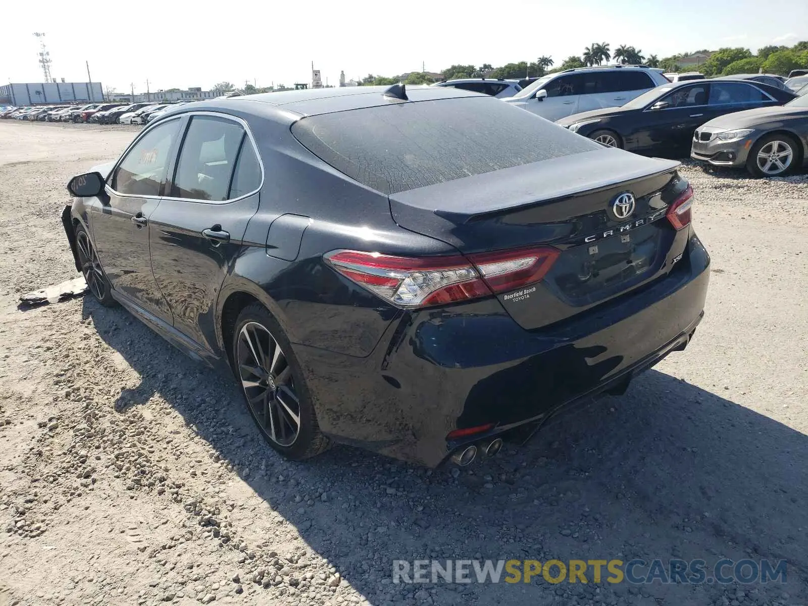 3 Photograph of a damaged car 4T1B61HK5KU730609 TOYOTA CAMRY 2019
