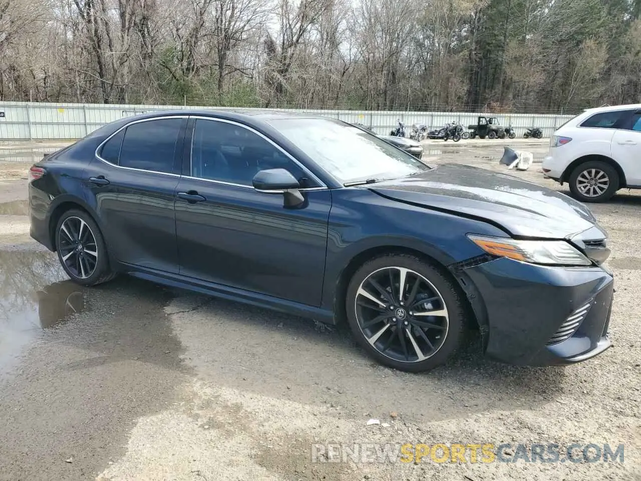 4 Фотография поврежденного автомобиля 4T1B61HK5KU759916 TOYOTA CAMRY 2019