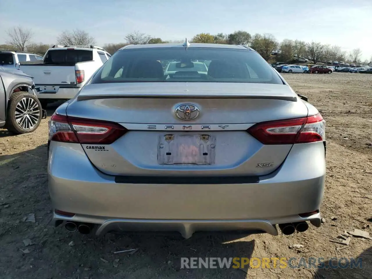 6 Photograph of a damaged car 4T1B61HK5KU760211 TOYOTA CAMRY 2019