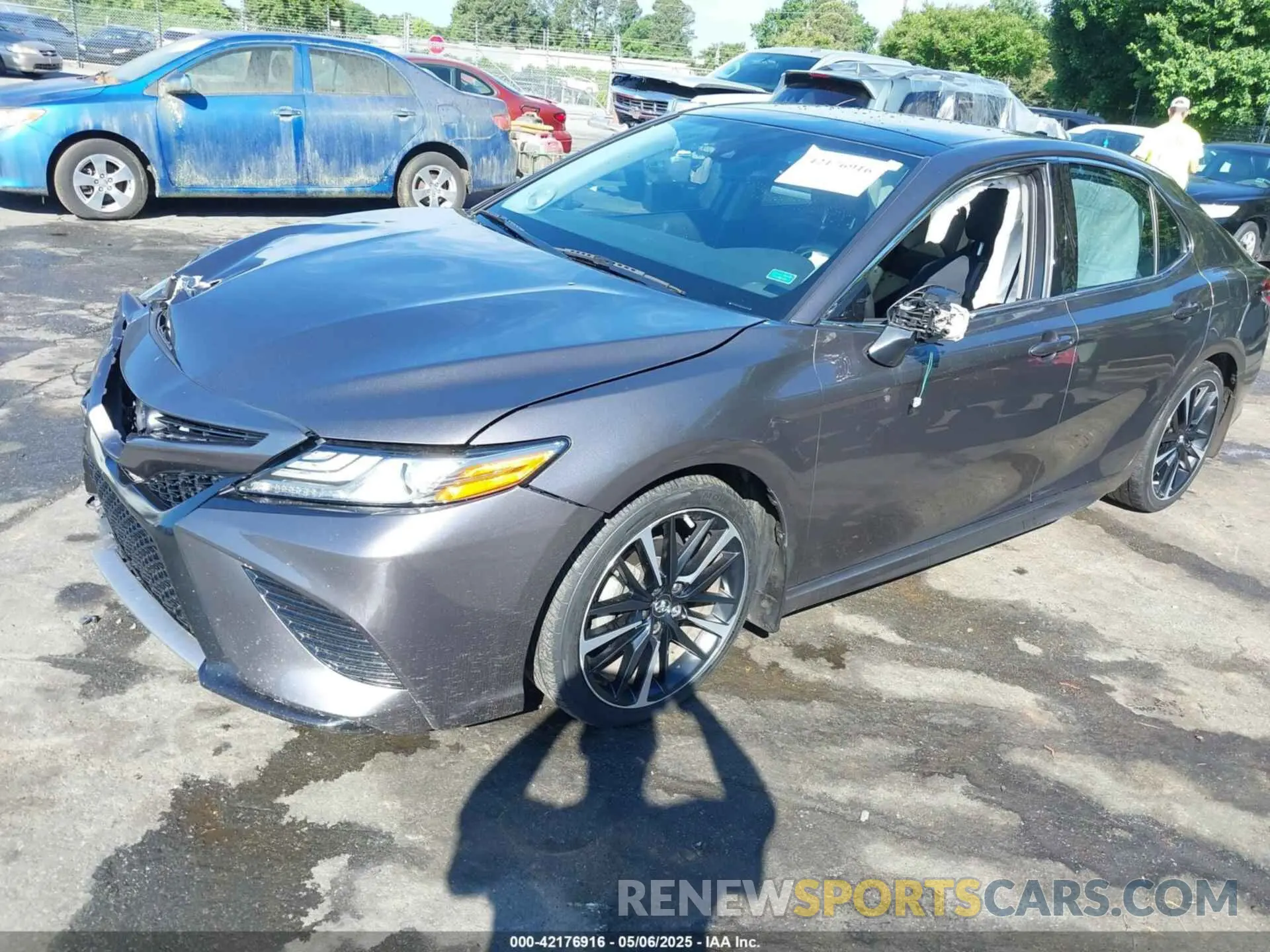 2 Photograph of a damaged car 4T1B61HK5KU788378 TOYOTA CAMRY 2019