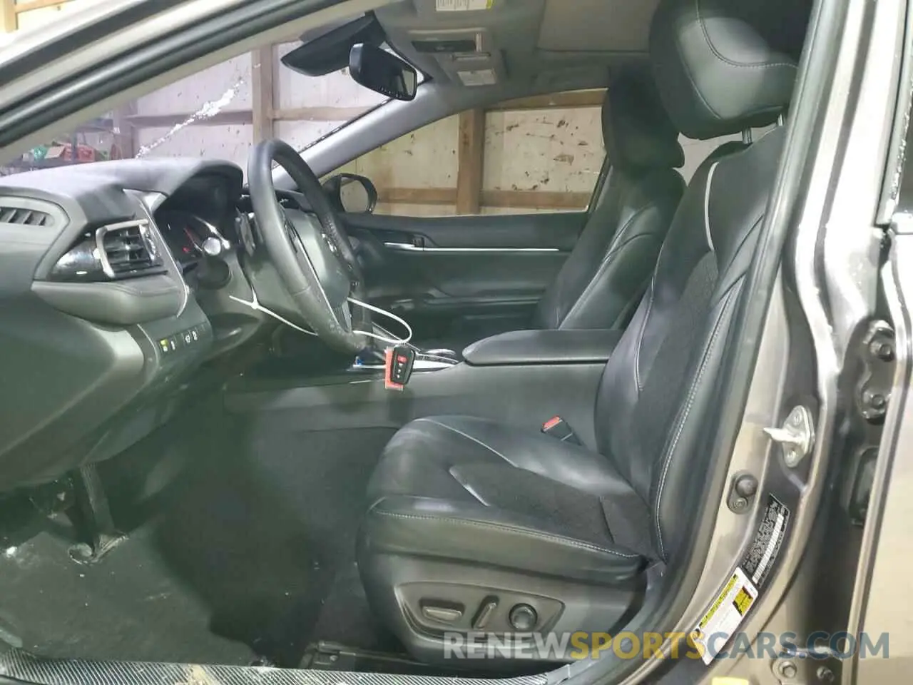7 Фотография поврежденного автомобиля 4T1B61HK5KU827793 TOYOTA CAMRY 2019