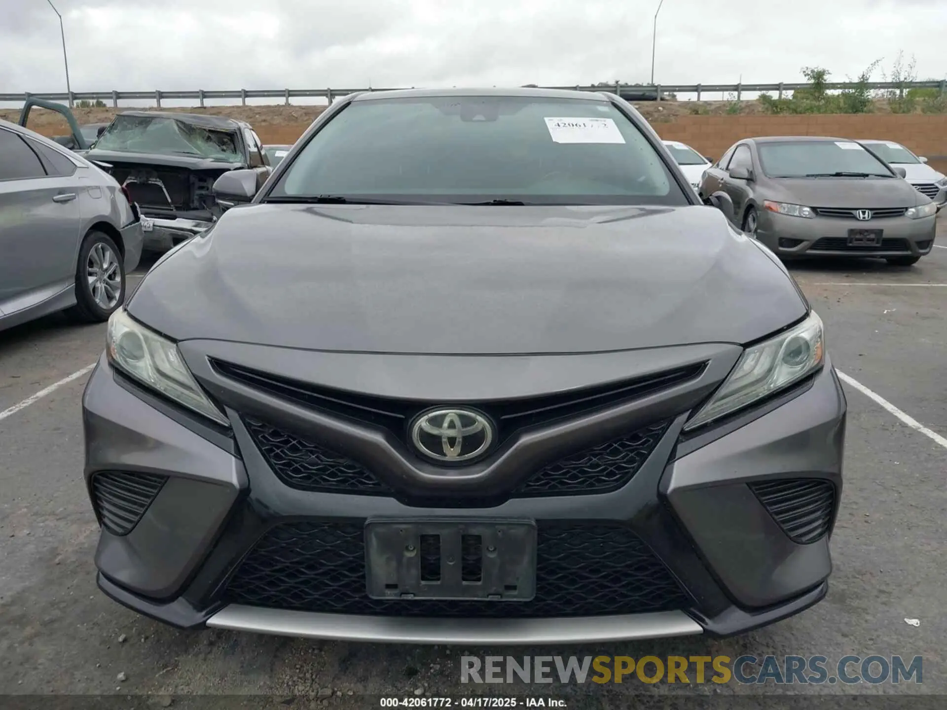 12 Фотография поврежденного автомобиля 4T1B61HK6KU709008 TOYOTA CAMRY 2019