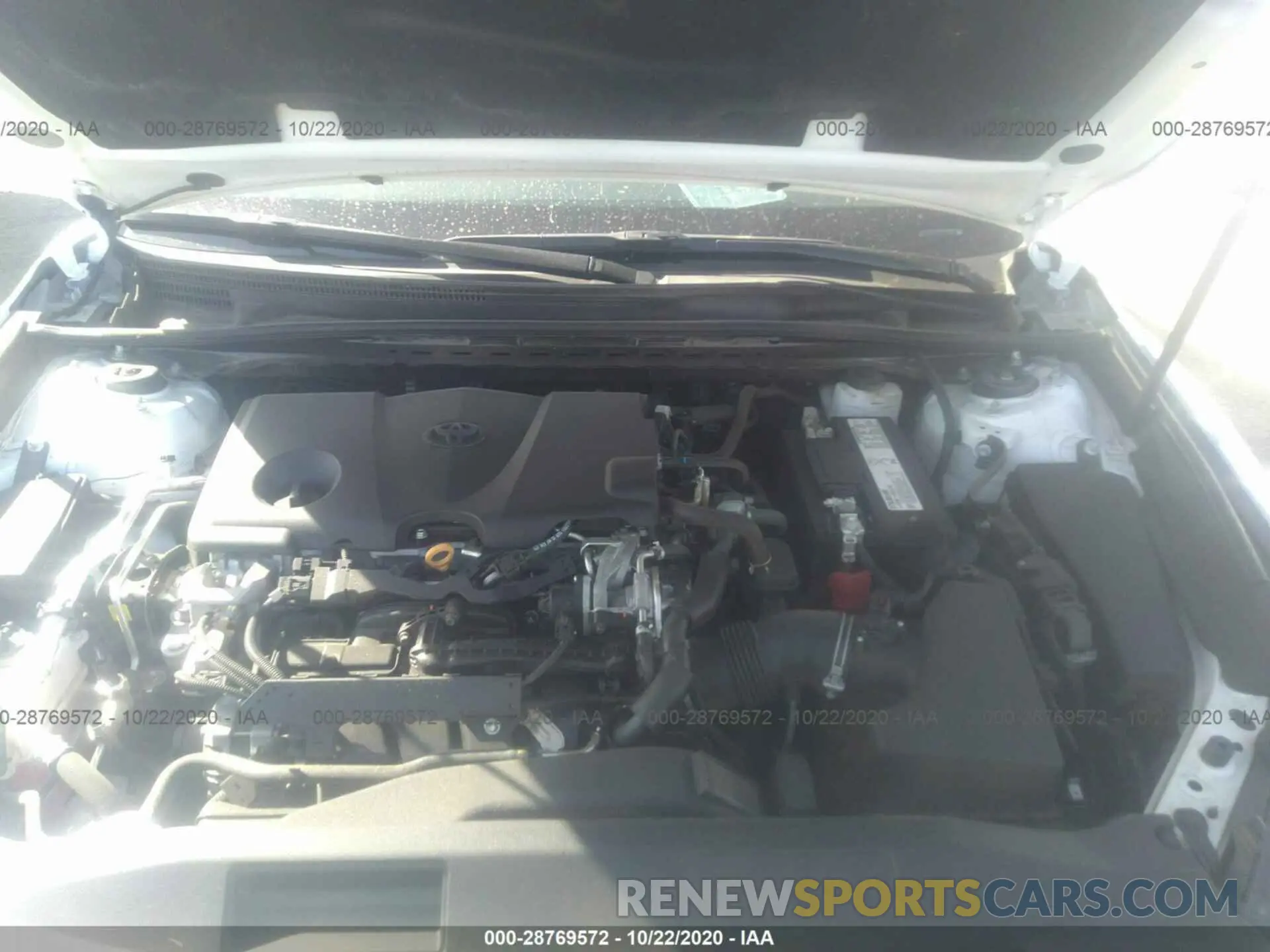 10 Photograph of a damaged car 4T1B61HK6KU738864 TOYOTA CAMRY 2019