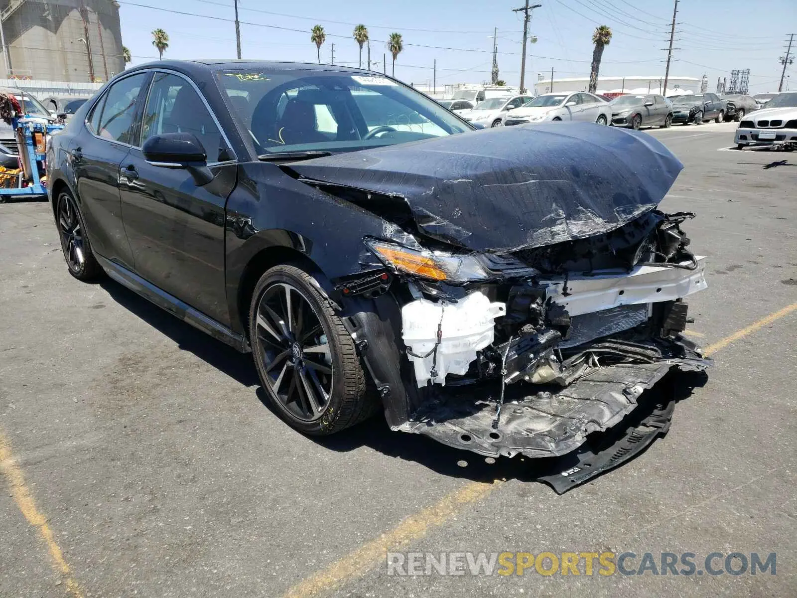 1 Photograph of a damaged car 4T1B61HK6KU816706 TOYOTA CAMRY 2019