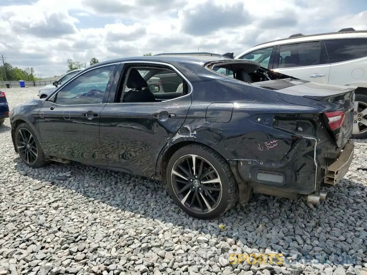 2 Photograph of a damaged car 4T1B61HK7KU185920 TOYOTA CAMRY 2019