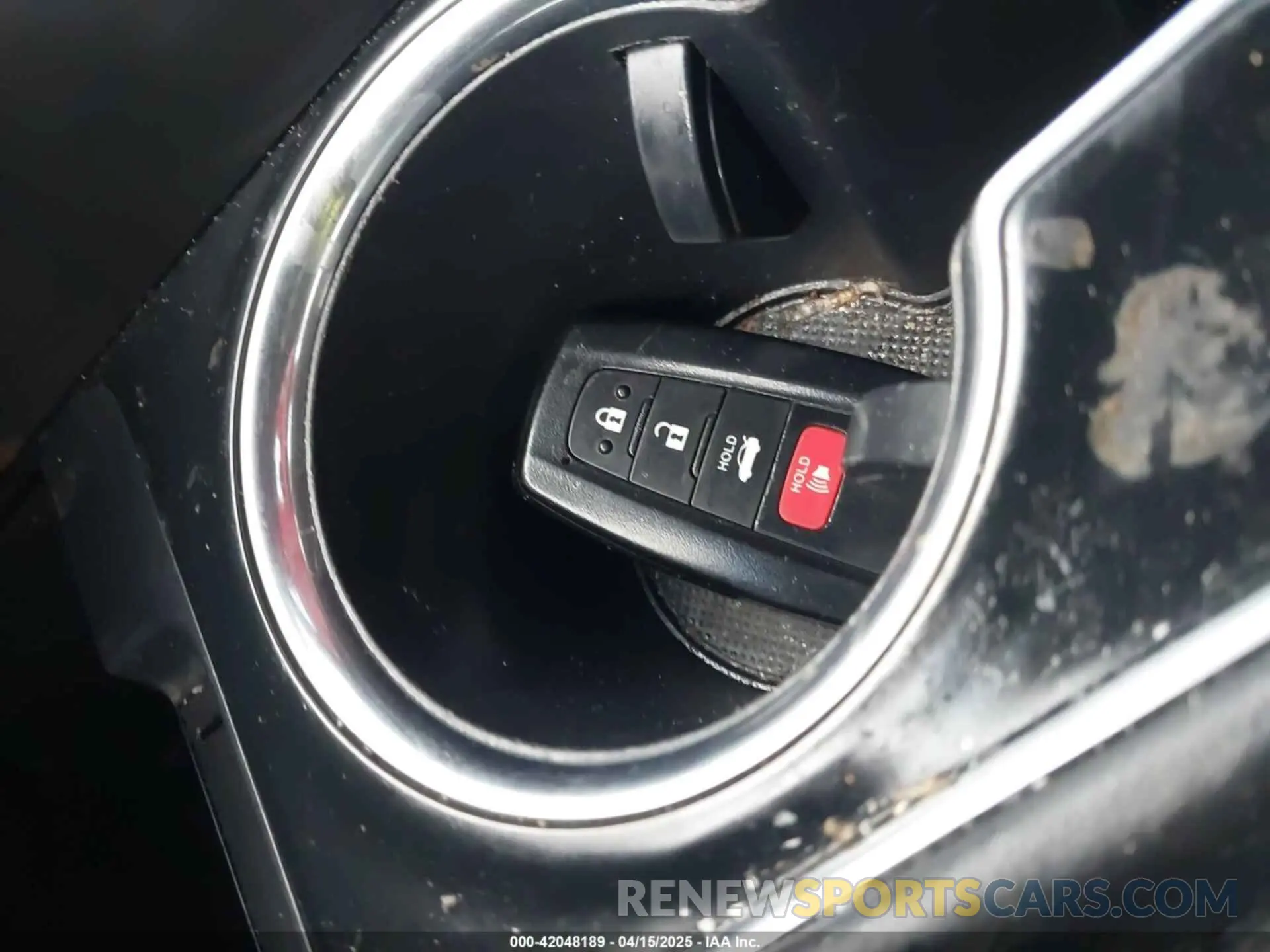 11 Photograph of a damaged car 4T1B61HK7KU277769 TOYOTA CAMRY 2019