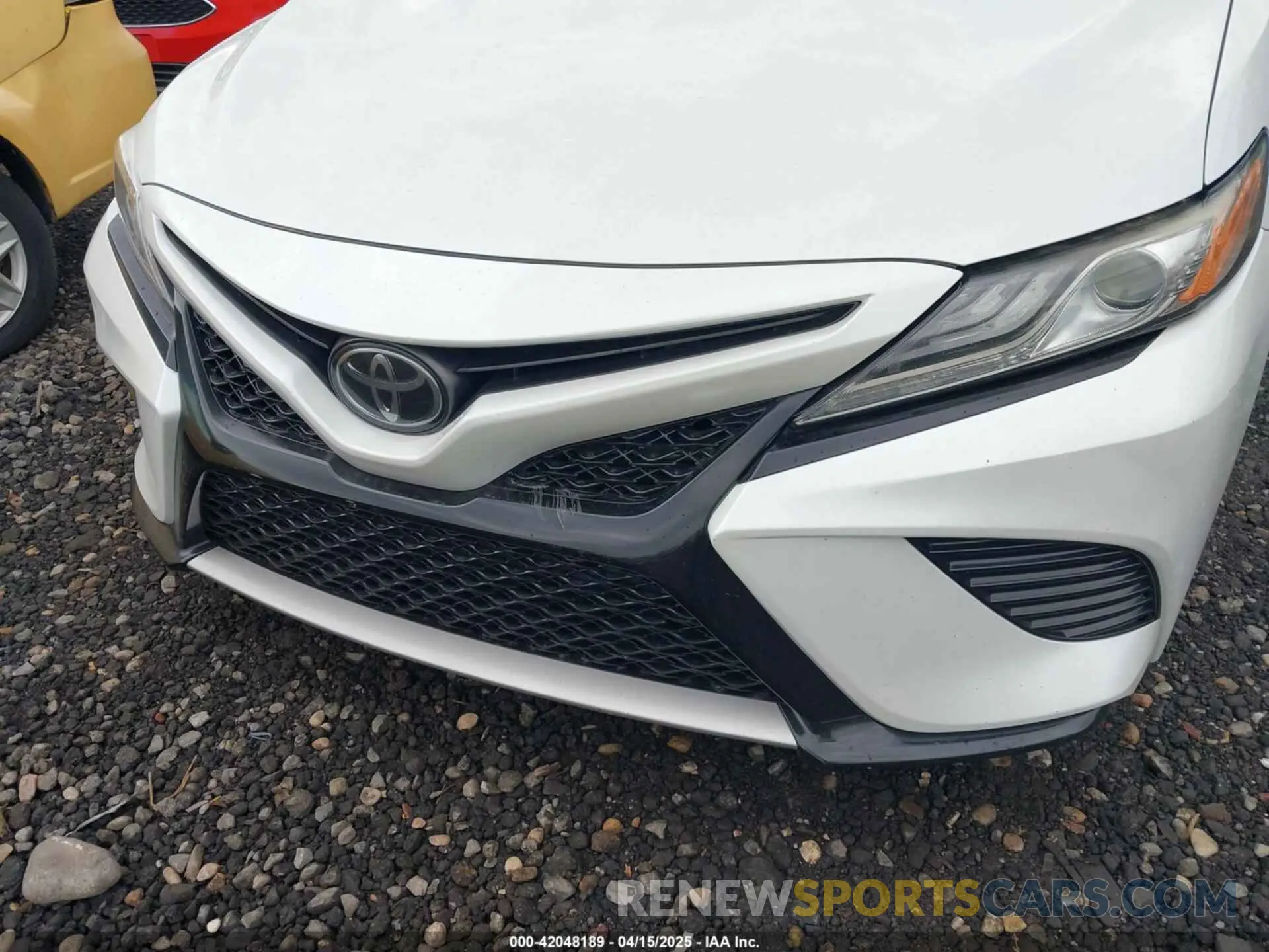 6 Photograph of a damaged car 4T1B61HK7KU277769 TOYOTA CAMRY 2019