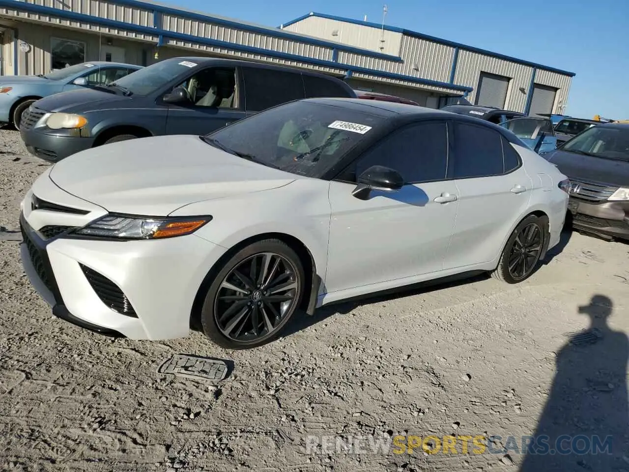 1 Фотография поврежденного автомобиля 4T1B61HK7KU278565 TOYOTA CAMRY 2019