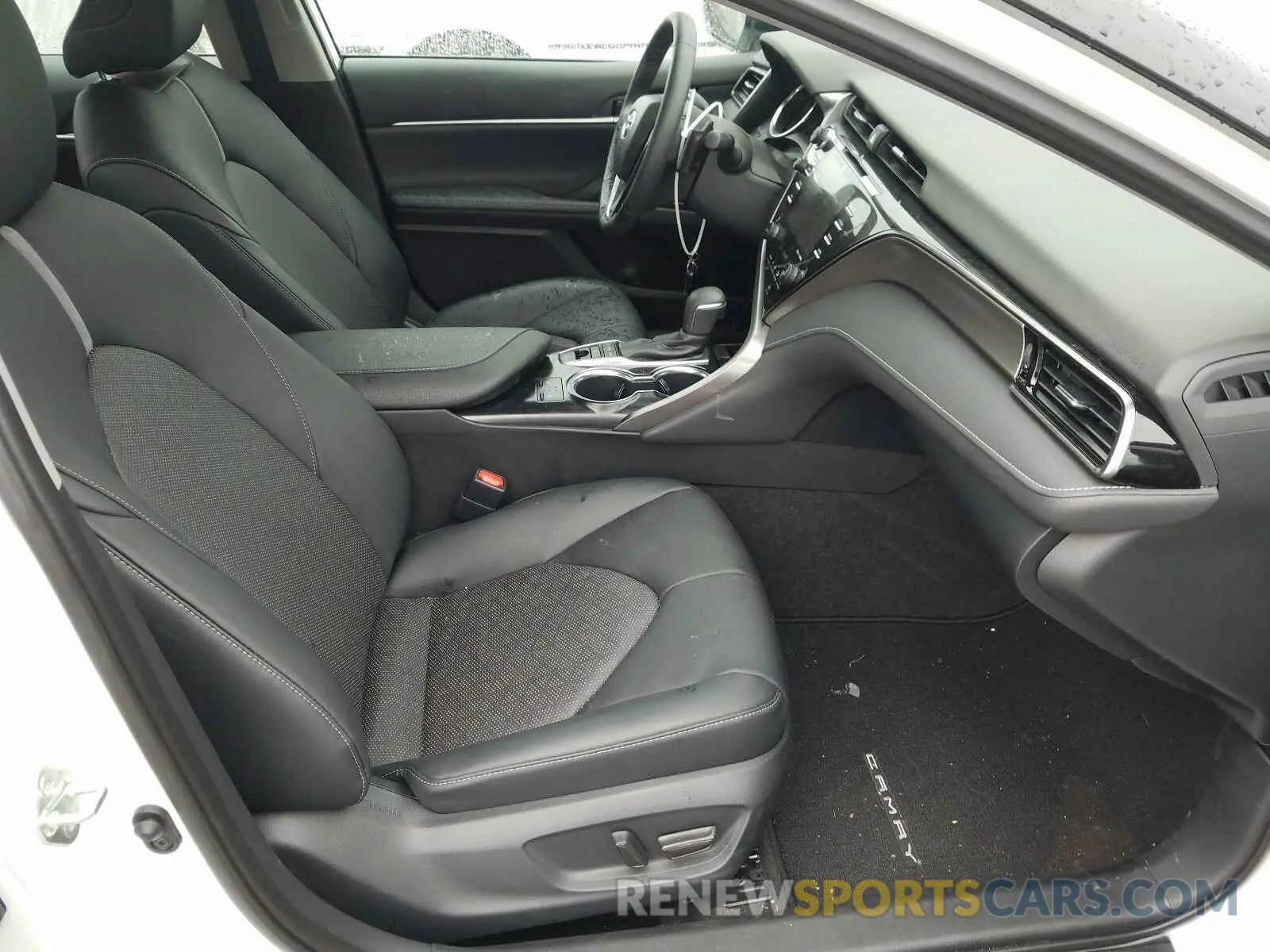 5 Фотография поврежденного автомобиля 4T1B61HK7KU297858 TOYOTA CAMRY 2019