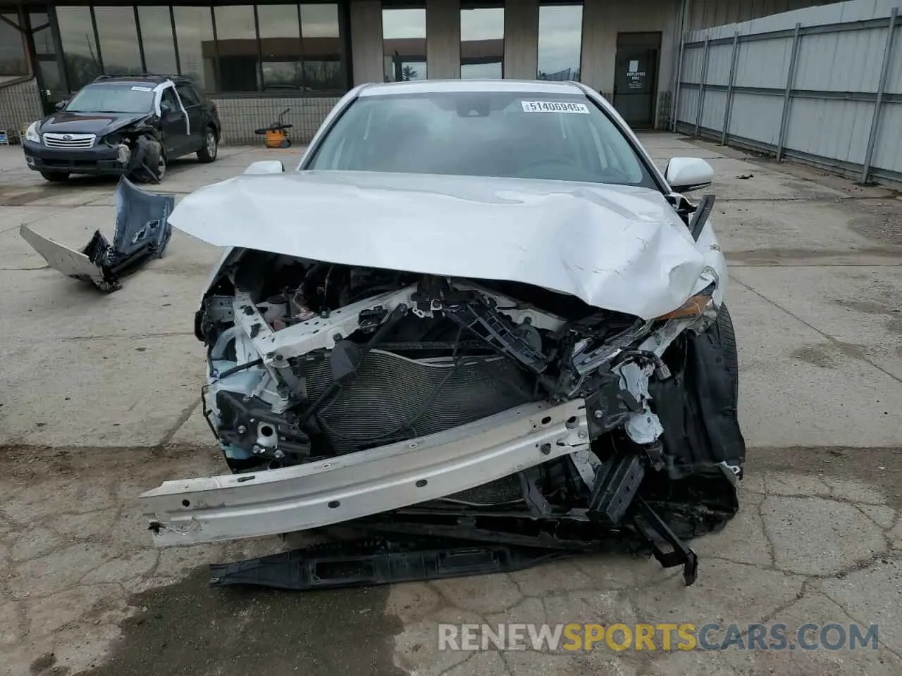 5 Photograph of a damaged car 4T1B61HK7KU783165 TOYOTA CAMRY 2019