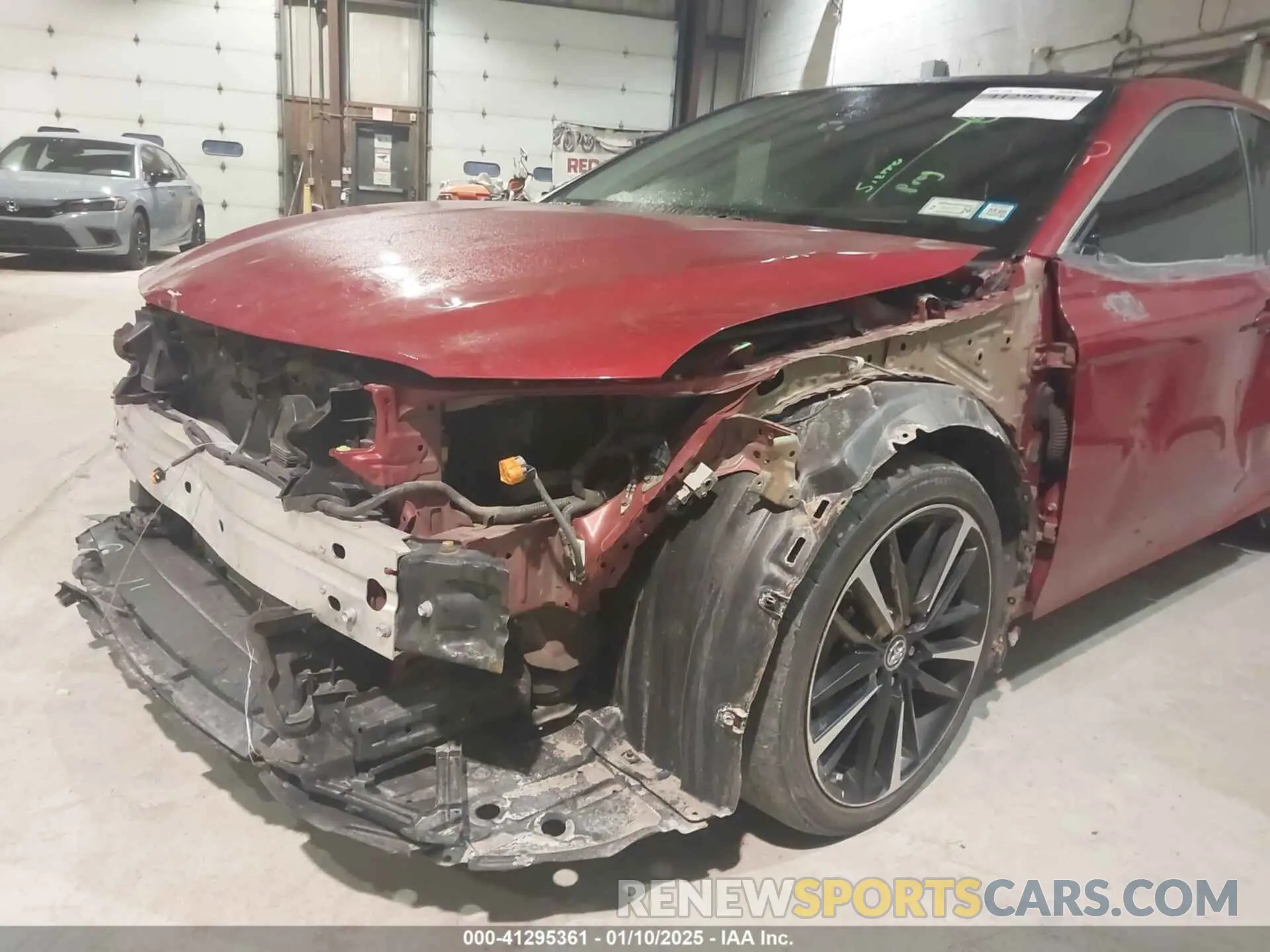 6 Photograph of a damaged car 4T1B61HK8KU196036 TOYOTA CAMRY 2019