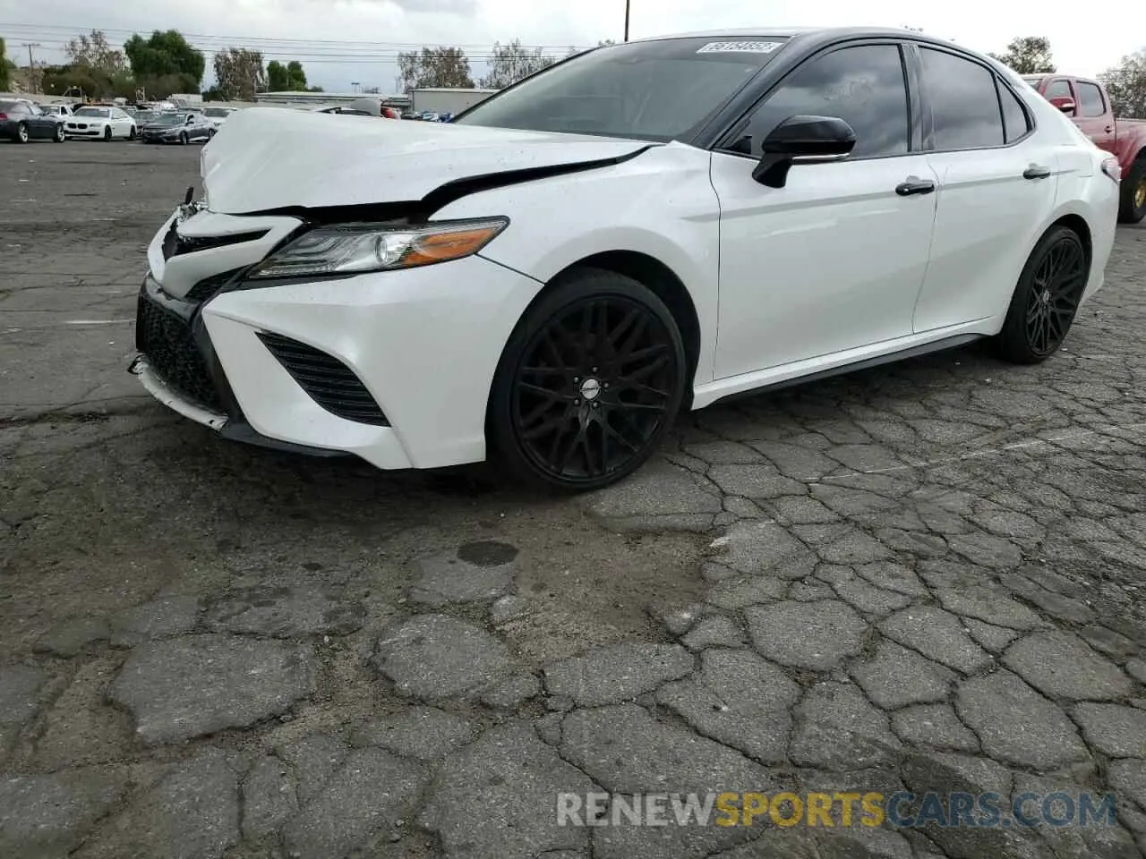 2 Photograph of a damaged car 4T1B61HK8KU224207 TOYOTA CAMRY 2019