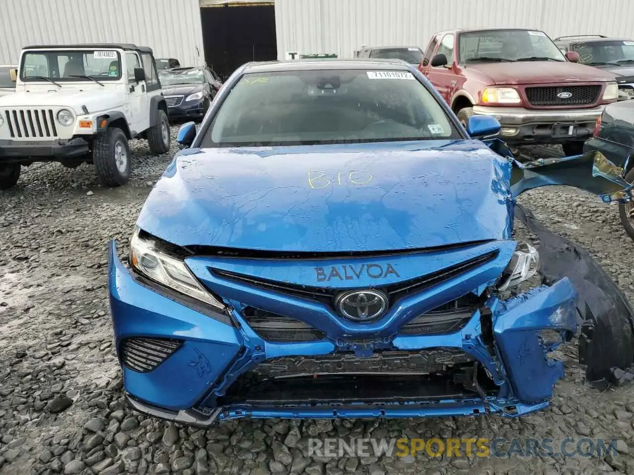 5 Photograph of a damaged car 4T1B61HK8KU240911 TOYOTA CAMRY 2019