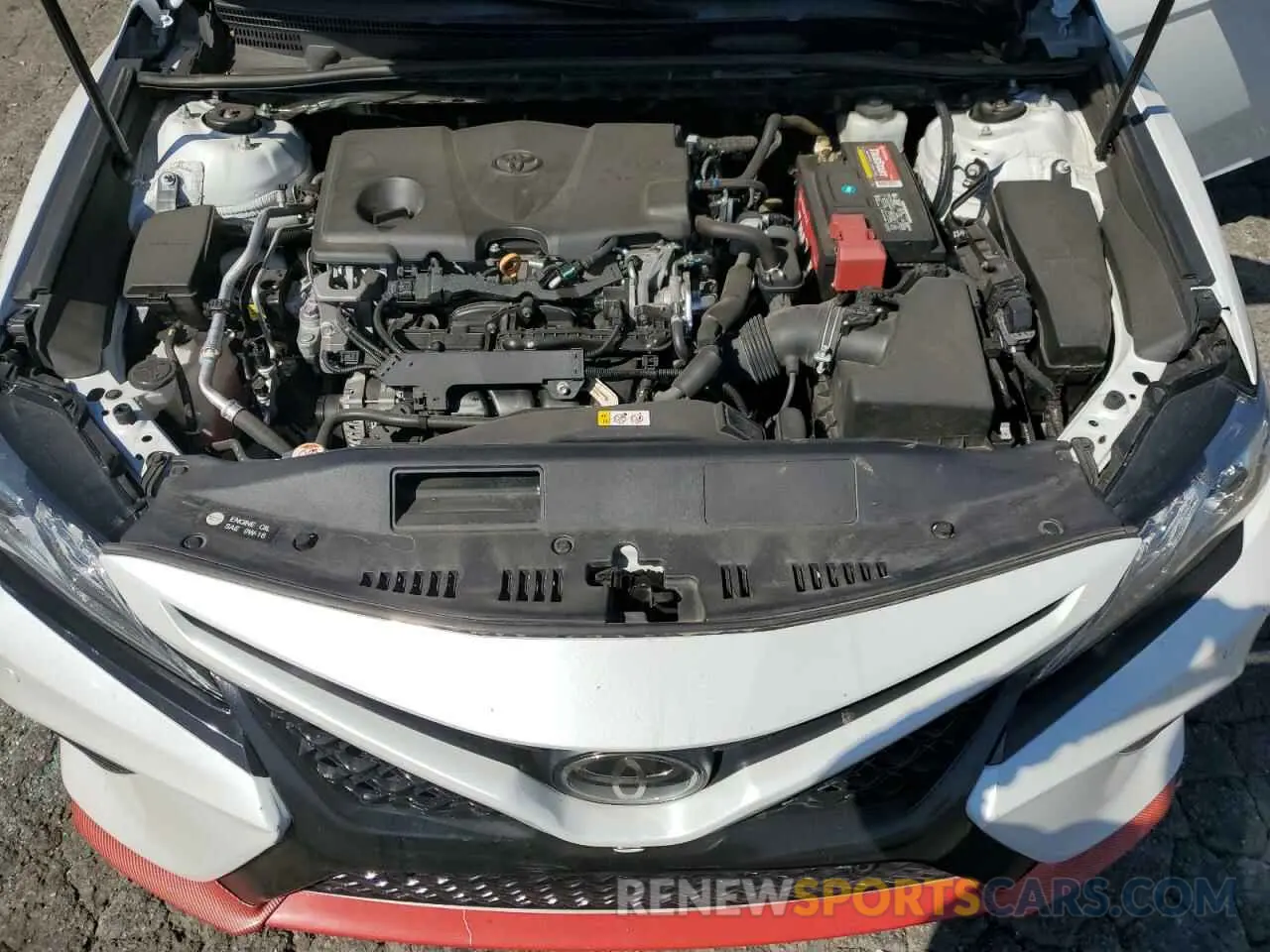 11 Photograph of a damaged car 4T1B61HK8KU251617 TOYOTA CAMRY 2019