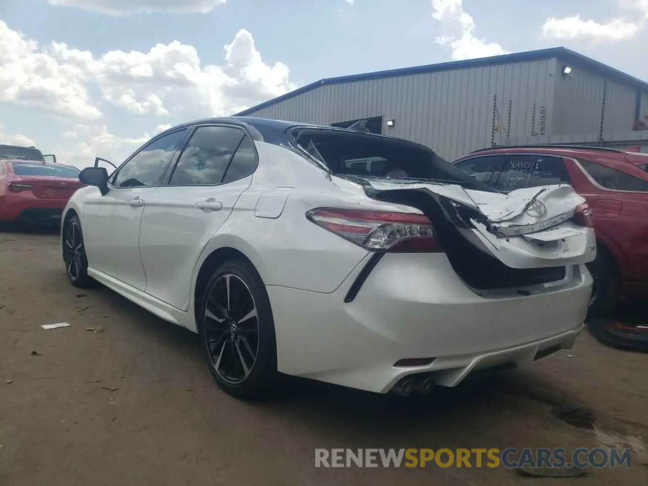 3 Photograph of a damaged car 4T1B61HK8KU269860 TOYOTA CAMRY 2019