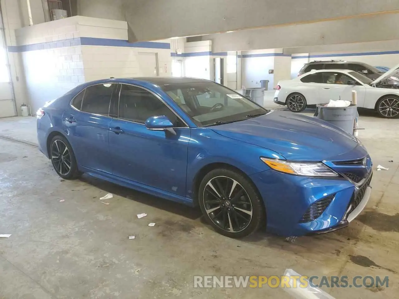 4 Photograph of a damaged car 4T1B61HK8KU273102 TOYOTA CAMRY 2019