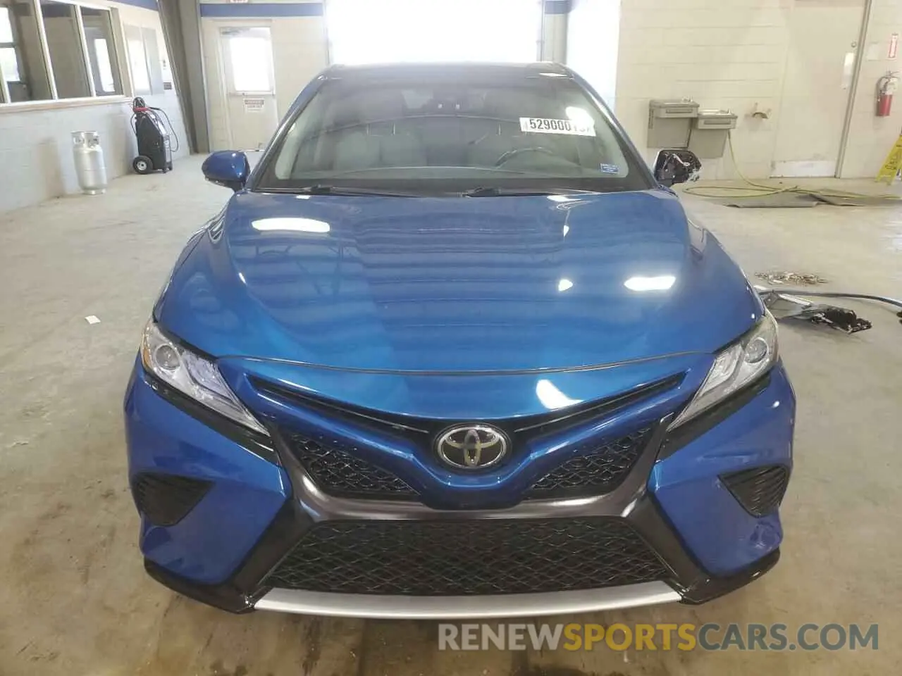 5 Photograph of a damaged car 4T1B61HK8KU273102 TOYOTA CAMRY 2019