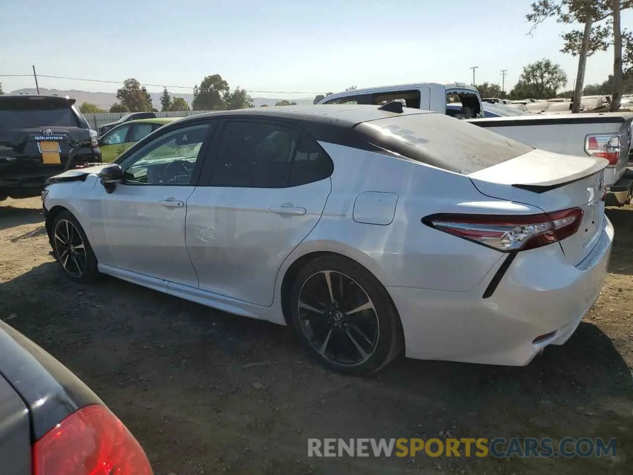 2 Photograph of a damaged car 4T1B61HK8KU274931 TOYOTA CAMRY 2019