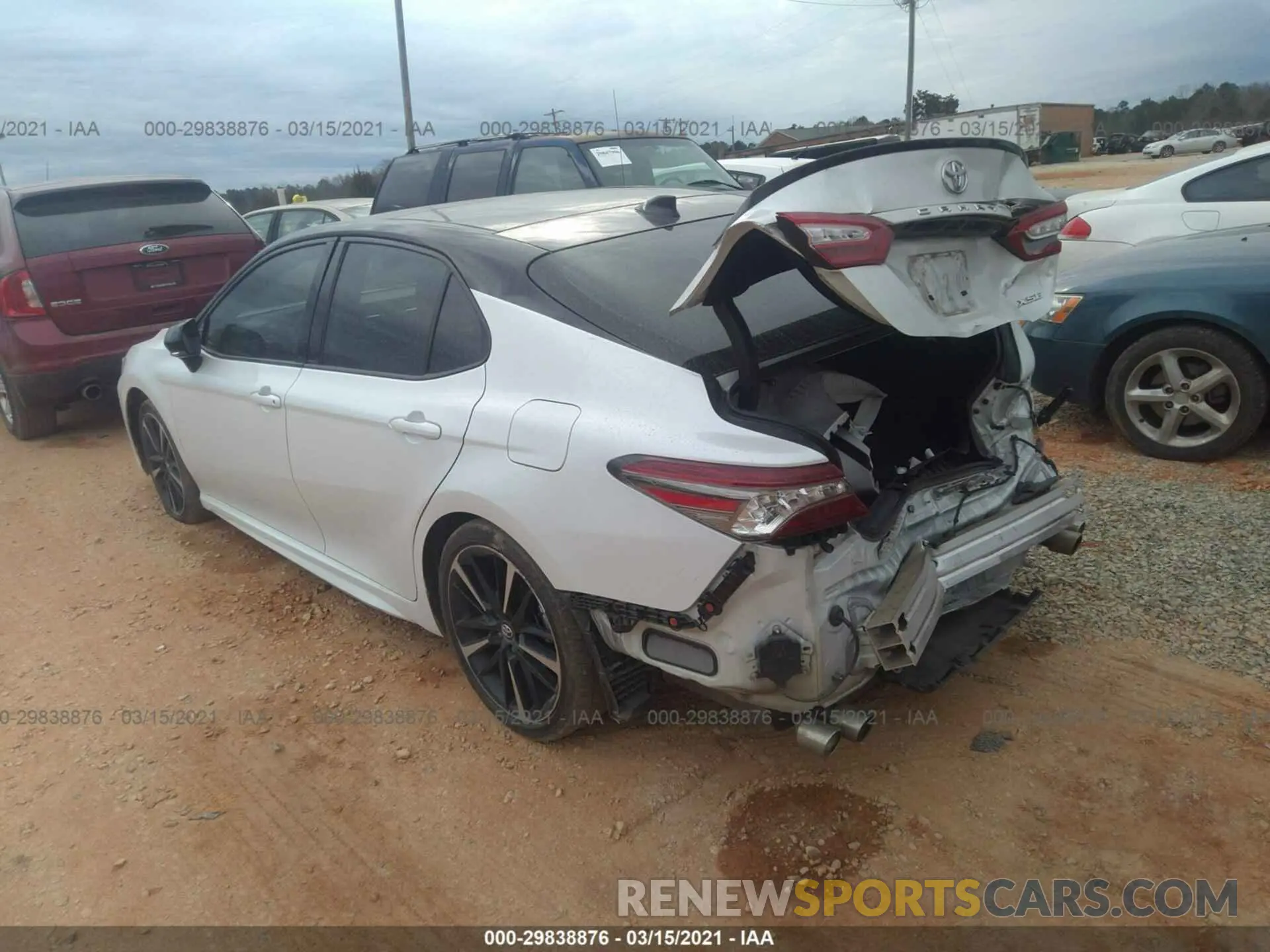 3 Photograph of a damaged car 4T1B61HK8KU298968 TOYOTA CAMRY 2019