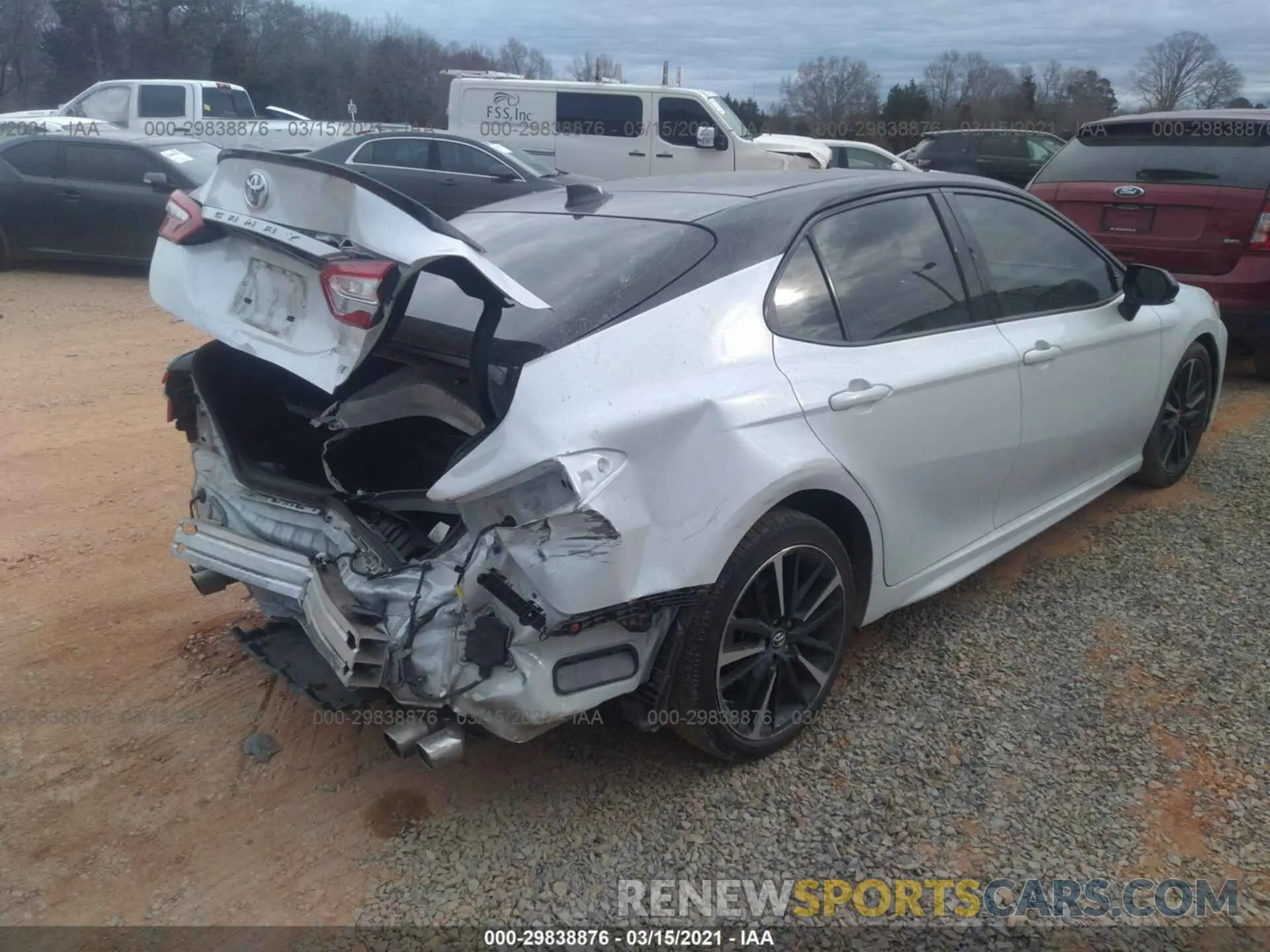 4 Photograph of a damaged car 4T1B61HK8KU298968 TOYOTA CAMRY 2019