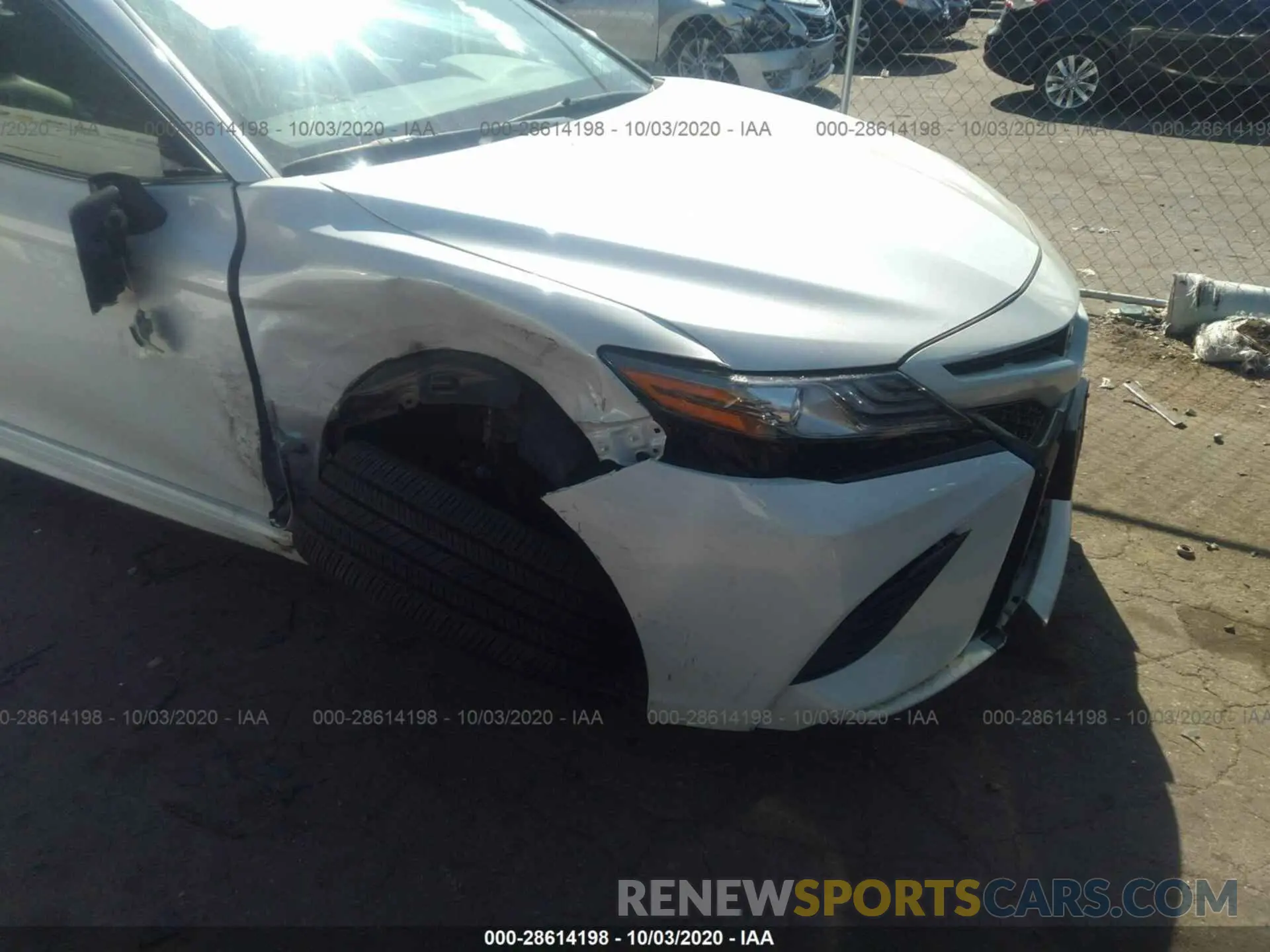 6 Photograph of a damaged car 4T1B61HK8KU691594 TOYOTA CAMRY 2019