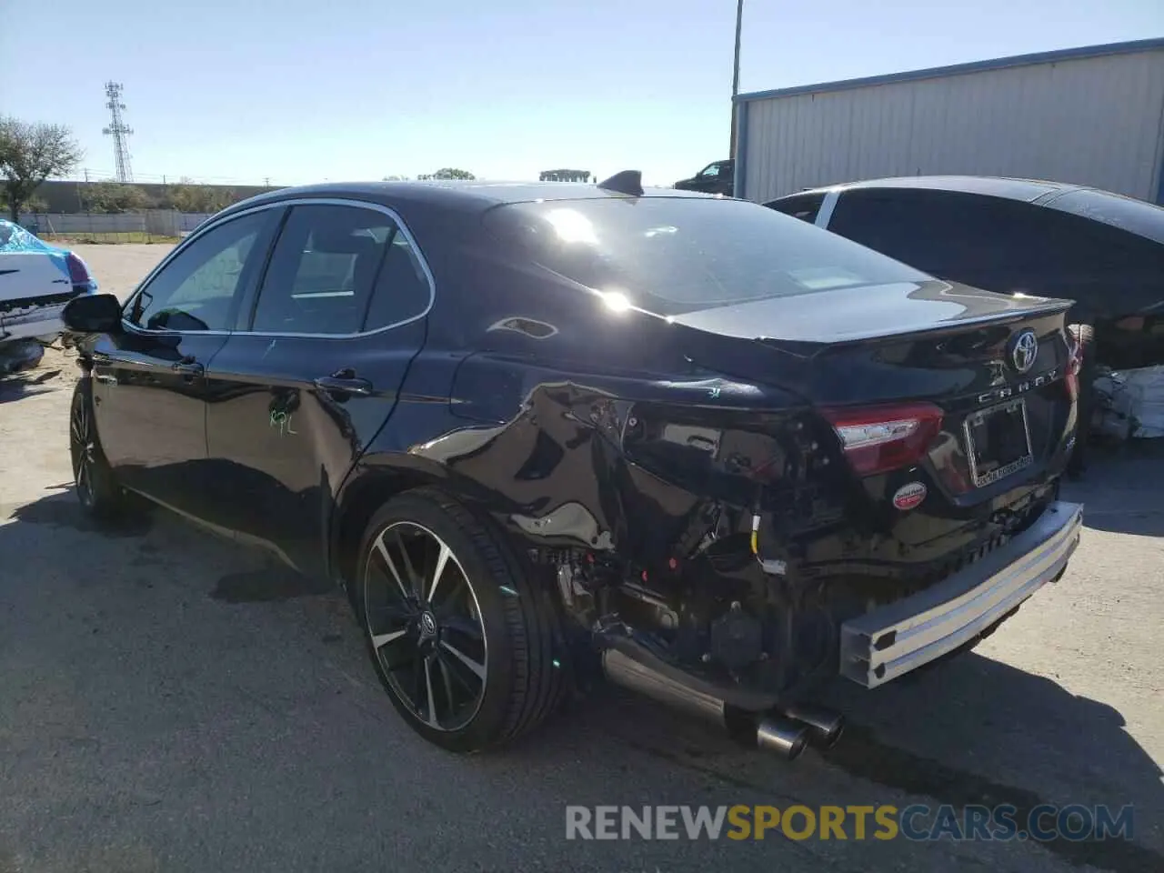 3 Photograph of a damaged car 4T1B61HK8KU808915 TOYOTA CAMRY 2019