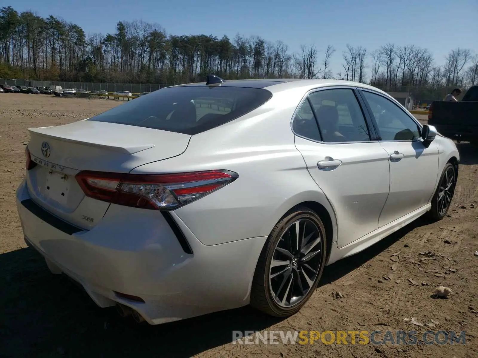 4 Photograph of a damaged car 4T1B61HK8KU813631 TOYOTA CAMRY 2019