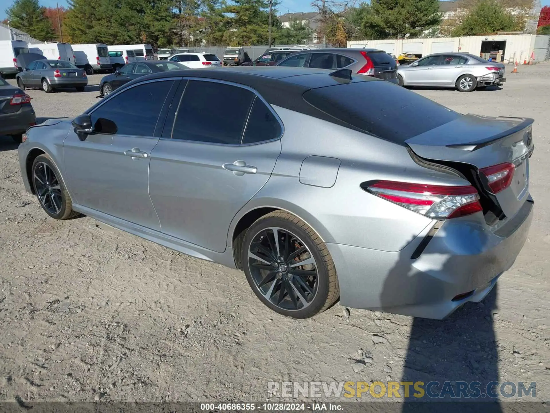 3 Photograph of a damaged car 4T1B61HK8KU837945 TOYOTA CAMRY 2019