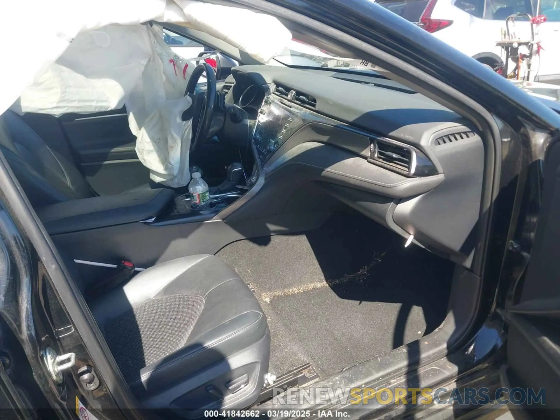 5 Photograph of a damaged car 4T1B61HK9KU180721 TOYOTA CAMRY 2019