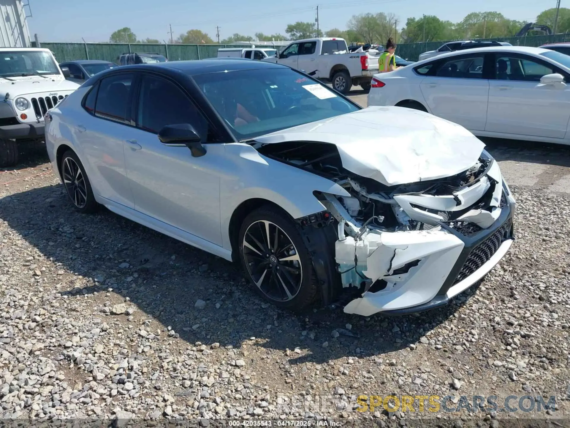 1 Фотография поврежденного автомобиля 4T1B61HK9KU181206 TOYOTA CAMRY 2019