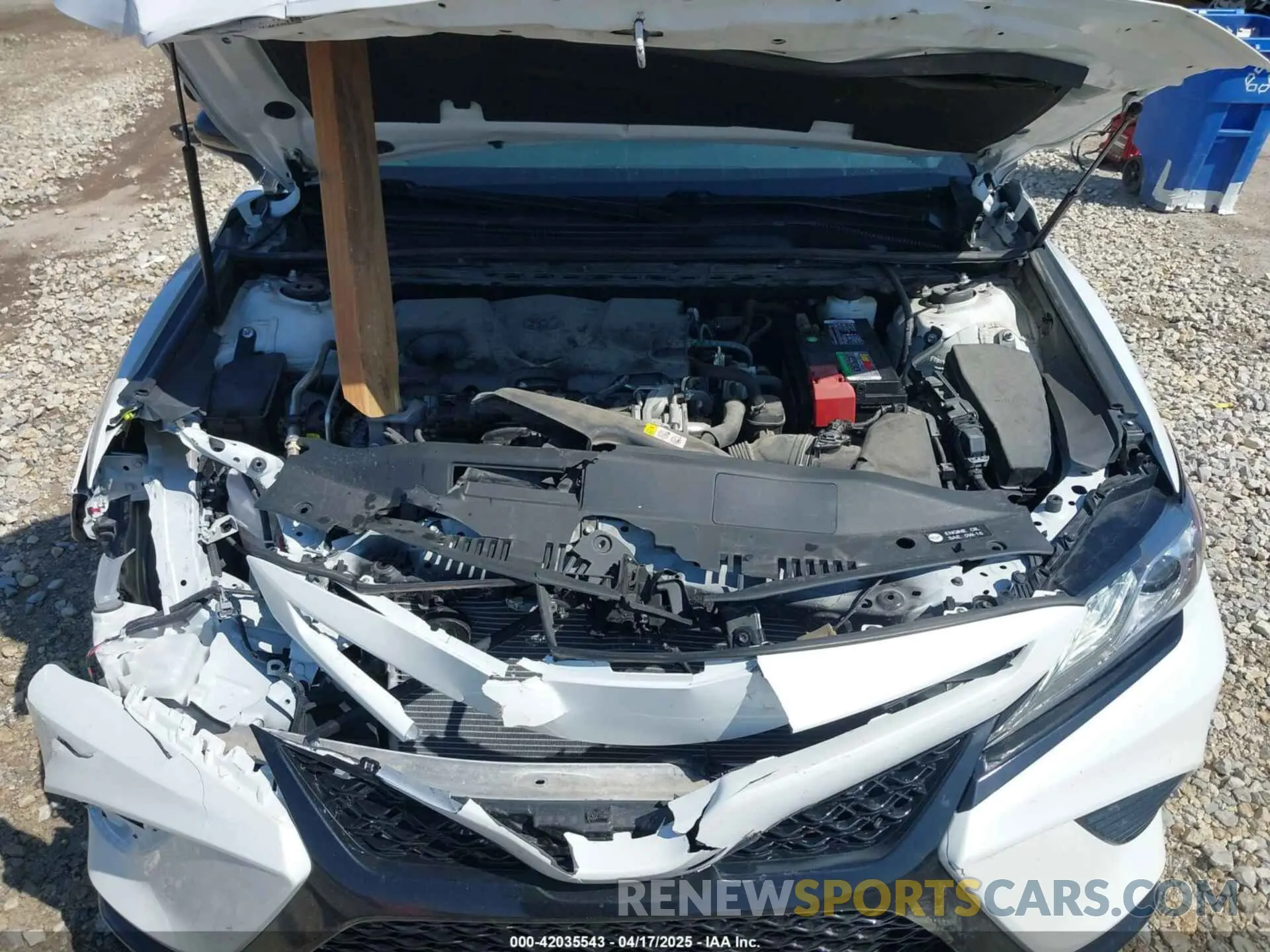 10 Фотография поврежденного автомобиля 4T1B61HK9KU181206 TOYOTA CAMRY 2019