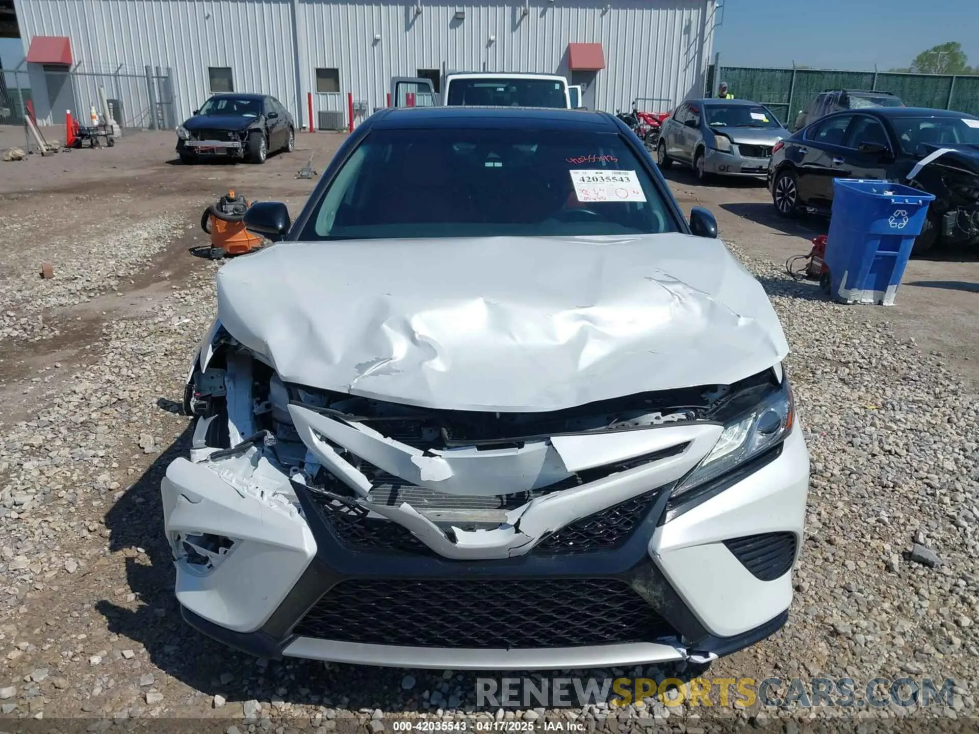 12 Фотография поврежденного автомобиля 4T1B61HK9KU181206 TOYOTA CAMRY 2019